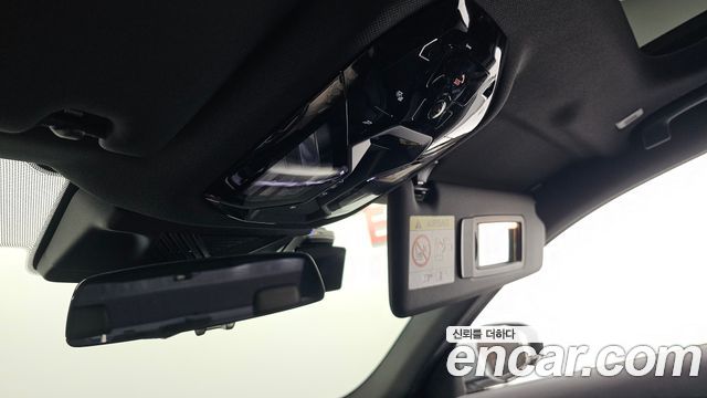 BMW 5-Series 2025 — photo 34
