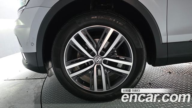 Volkswagen Tiguan 2020 — photo 5