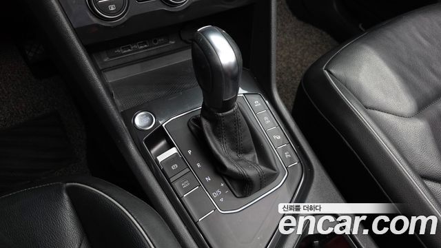 Volkswagen Tiguan 2020 — photo 9