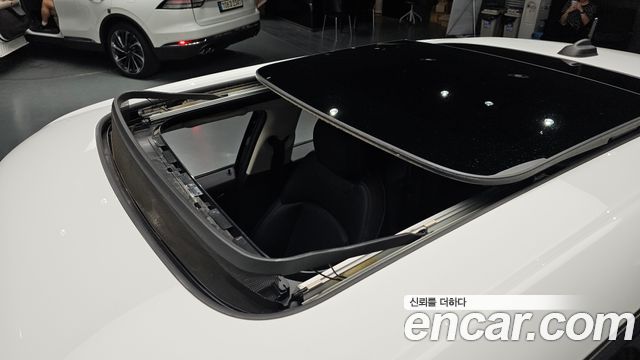 Mini Cooper 2018 — photo 25
