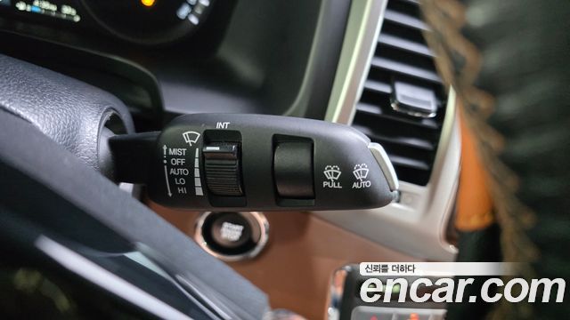 KG Mobility Rexton 2018 — photo 26