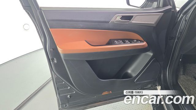KG Mobility Rexton 2018 — photo 14