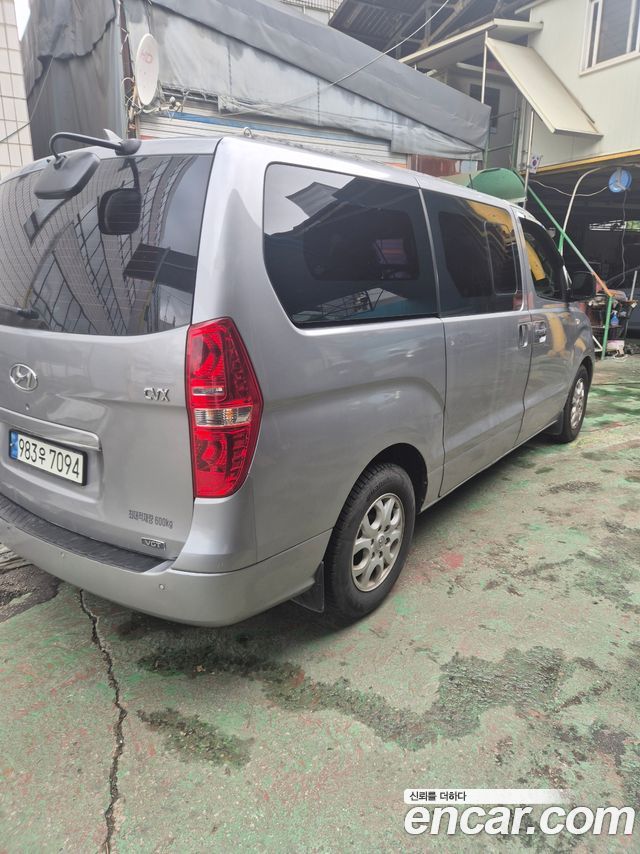Hyundai Starex 2014 — photo 2