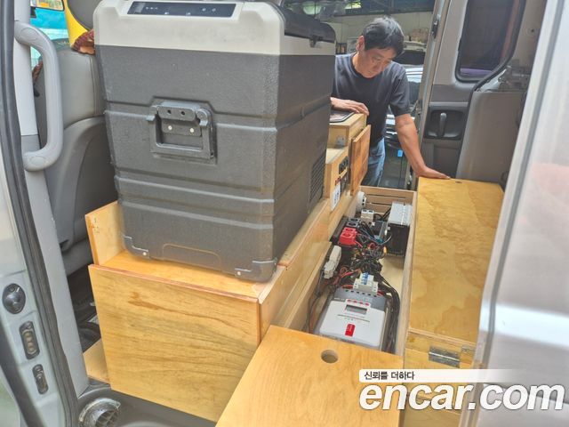 Hyundai Starex 2014 — photo 13