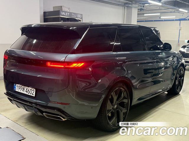 Land Rover Range Rover Sport 2025 — photo 3