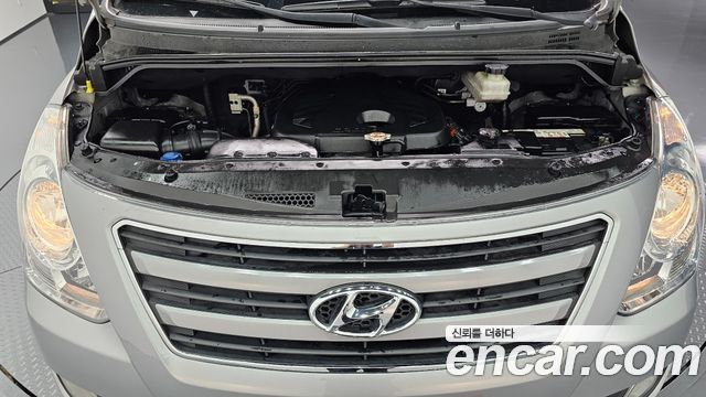 Hyundai Starex 2017 — photo 6