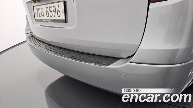 Hyundai Starex 2017 — photo 30