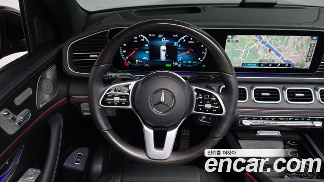 Mercedes-Benz GLS-Class 2021 — photo 19