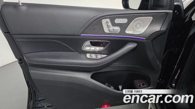 Mercedes-Benz GLS-Class 2021 — photo 14