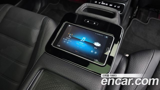 Mercedes-Benz GLS-Class 2021 — photo 34