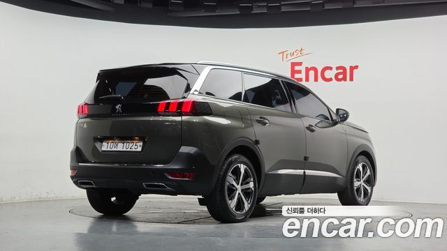 Peugeot 5008 2019 — photo 2