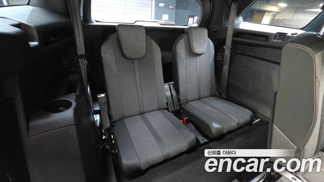Peugeot 5008 2019 — photo 24