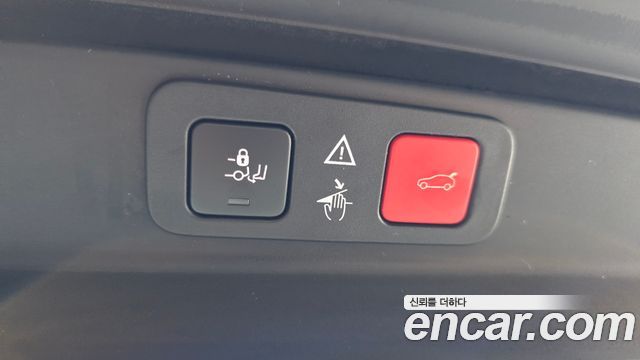 Peugeot 5008 2019 — photo 30