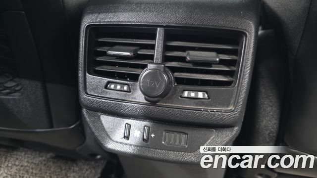 Peugeot 5008 2019 — photo 32