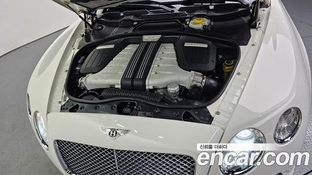 Bentley Continental 2012 — photo 6