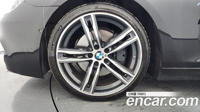 BMW 6-Series 2018 — photo 5