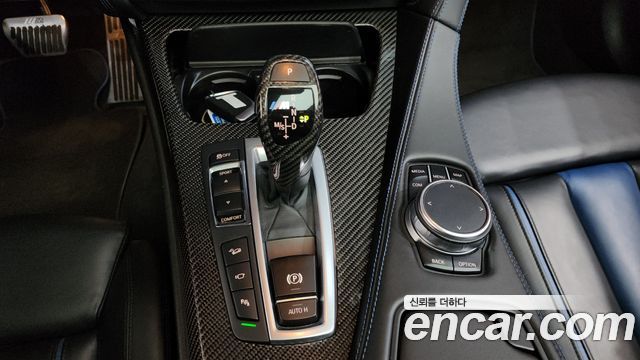 BMW 6-Series 2018 — photo 9