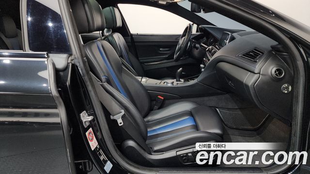 BMW 6-Series 2018 — photo 11