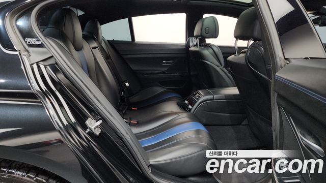 BMW 6-Series 2018 — photo 12