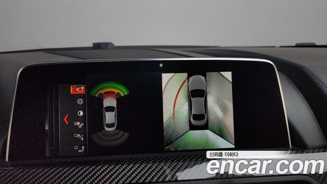 BMW 6-Series 2018 — photo 15