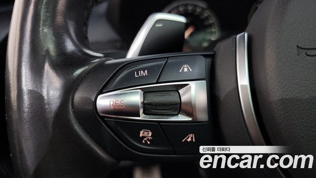 BMW 6-Series 2018 — photo 20