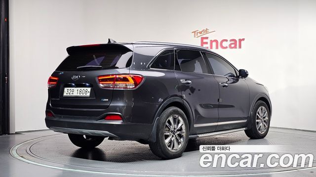 Kia Sorento 2015 — photo 2