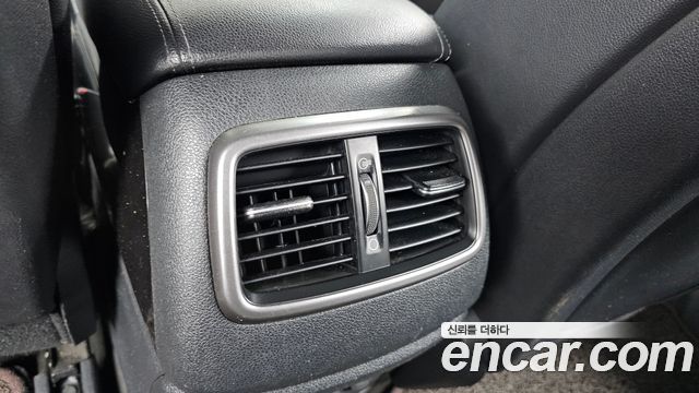 Kia Sorento 2015 — photo 32
