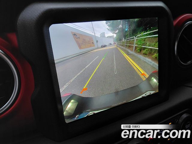Jeep Gladiator 2023 — photo 14