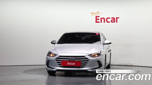 Hyundai AVANTE 2017 — photo 3