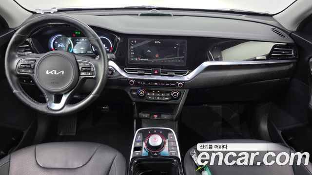 Kia Niro 2023 — photo 10