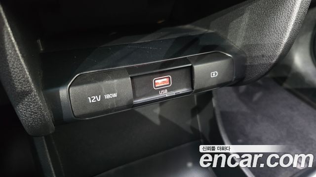 Kia Niro 2023 — photo 19