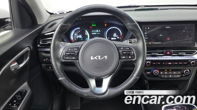 Kia Niro 2023 — photo 21