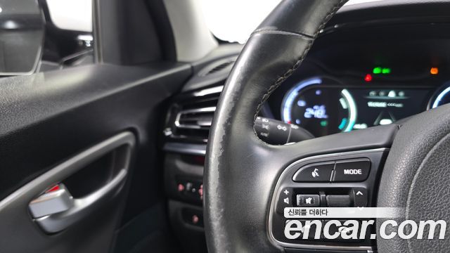Kia Niro 2023 — photo 24
