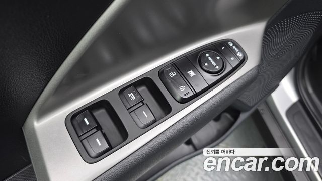Kia Niro 2023 — photo 26