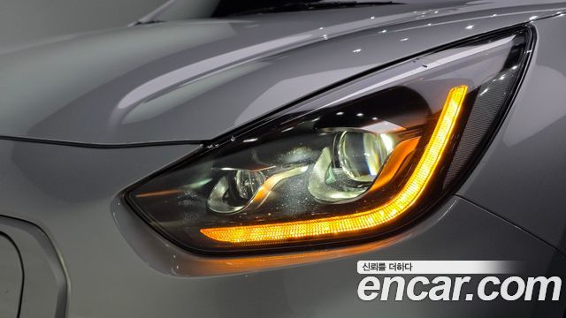 Kia Niro 2023 — photo 8