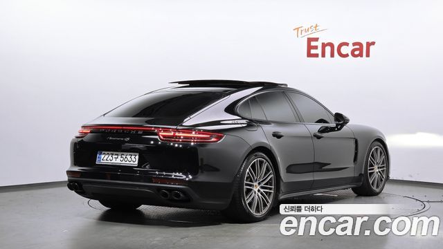 Porsche Panamera 2018 — photo 2