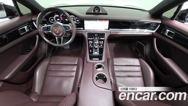Porsche Panamera 2018 — photo 7