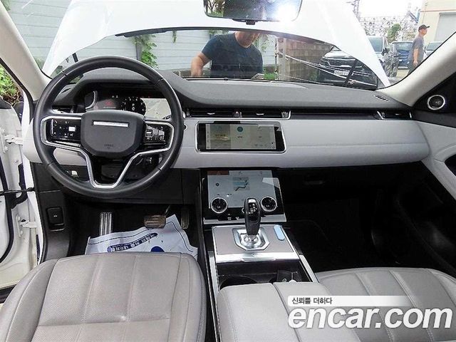 Land Rover Range Rover Evoque 2021 — photo 7
