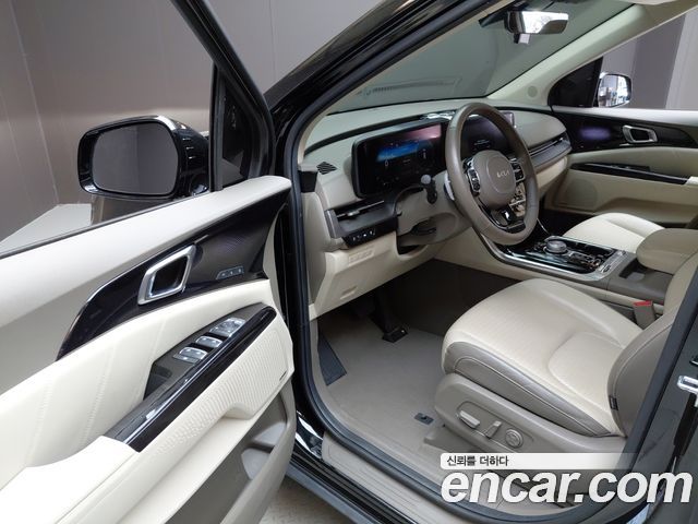Kia Canival 2023 — photo 13