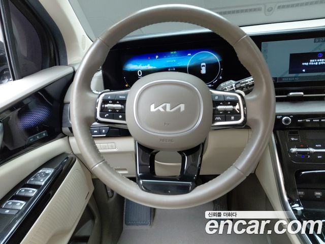 Kia Canival 2023 — photo 20