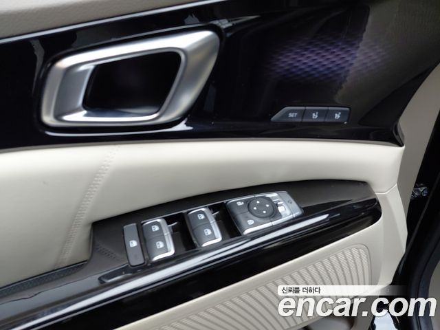 Kia Canival 2023 — photo 26