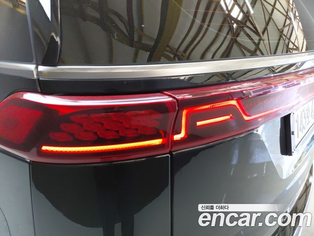 Kia Canival 2023 — photo 9