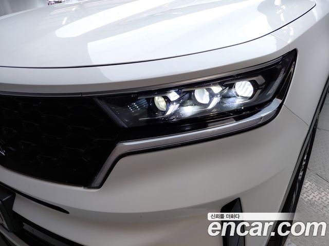 Kia Sorento 2023 — photo 8