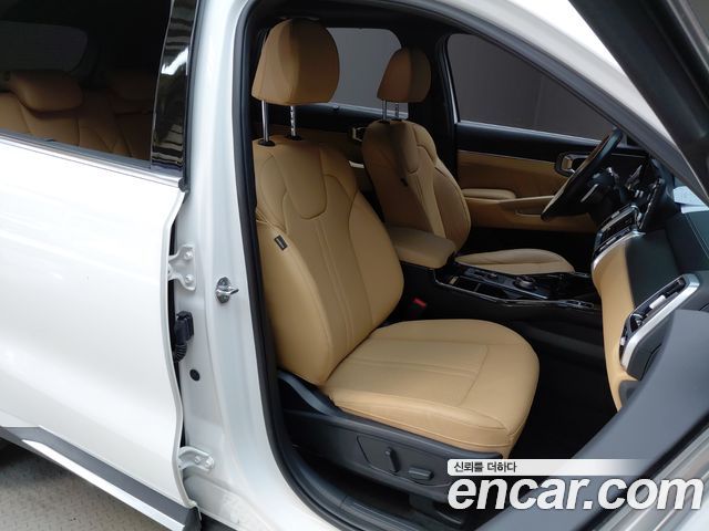 Kia Sorento 2023 — photo 16