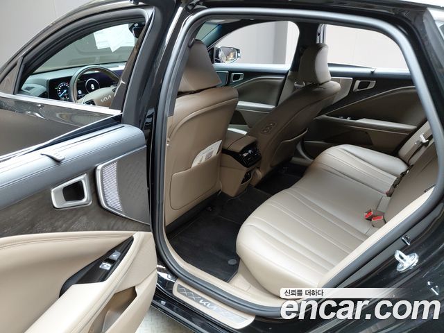 Kia K8 2023 — photo 18
