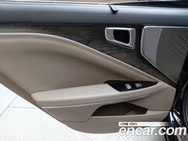 Kia K8 2023 — photo 15