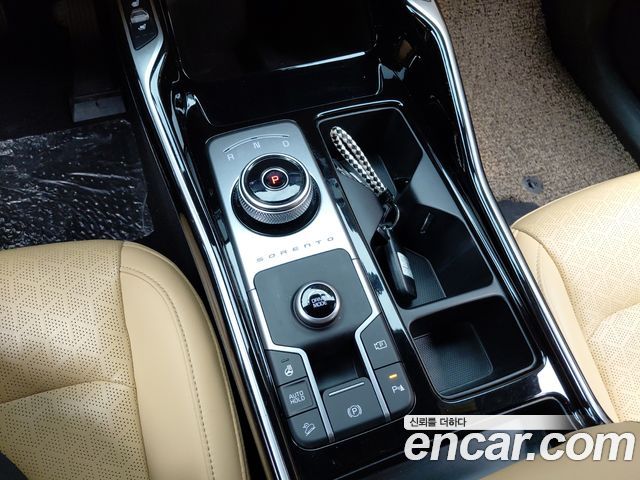 Kia Sorento 2023 — photo 12