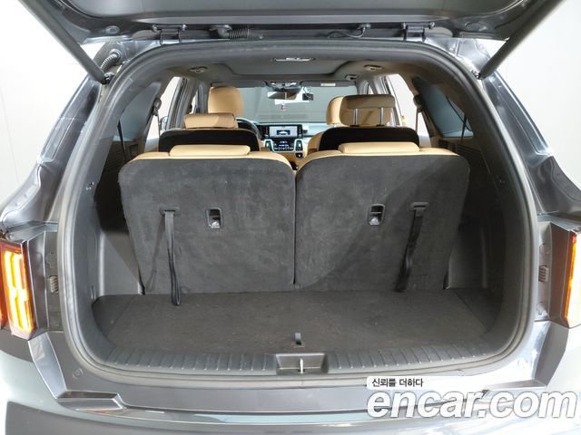 Kia Sorento 2023 — photo 24