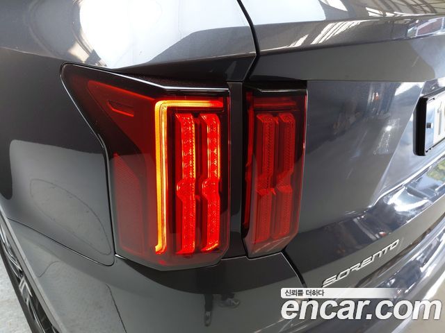 Kia Sorento 2023 — photo 9