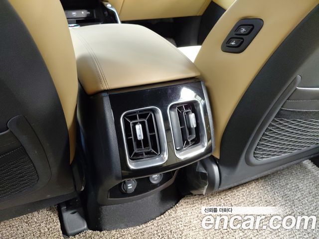 Kia Sorento 2023 — photo 30